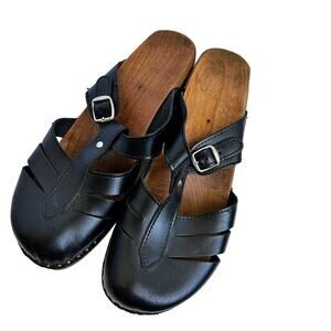 Troentorps Mary Jane Clogs in Black